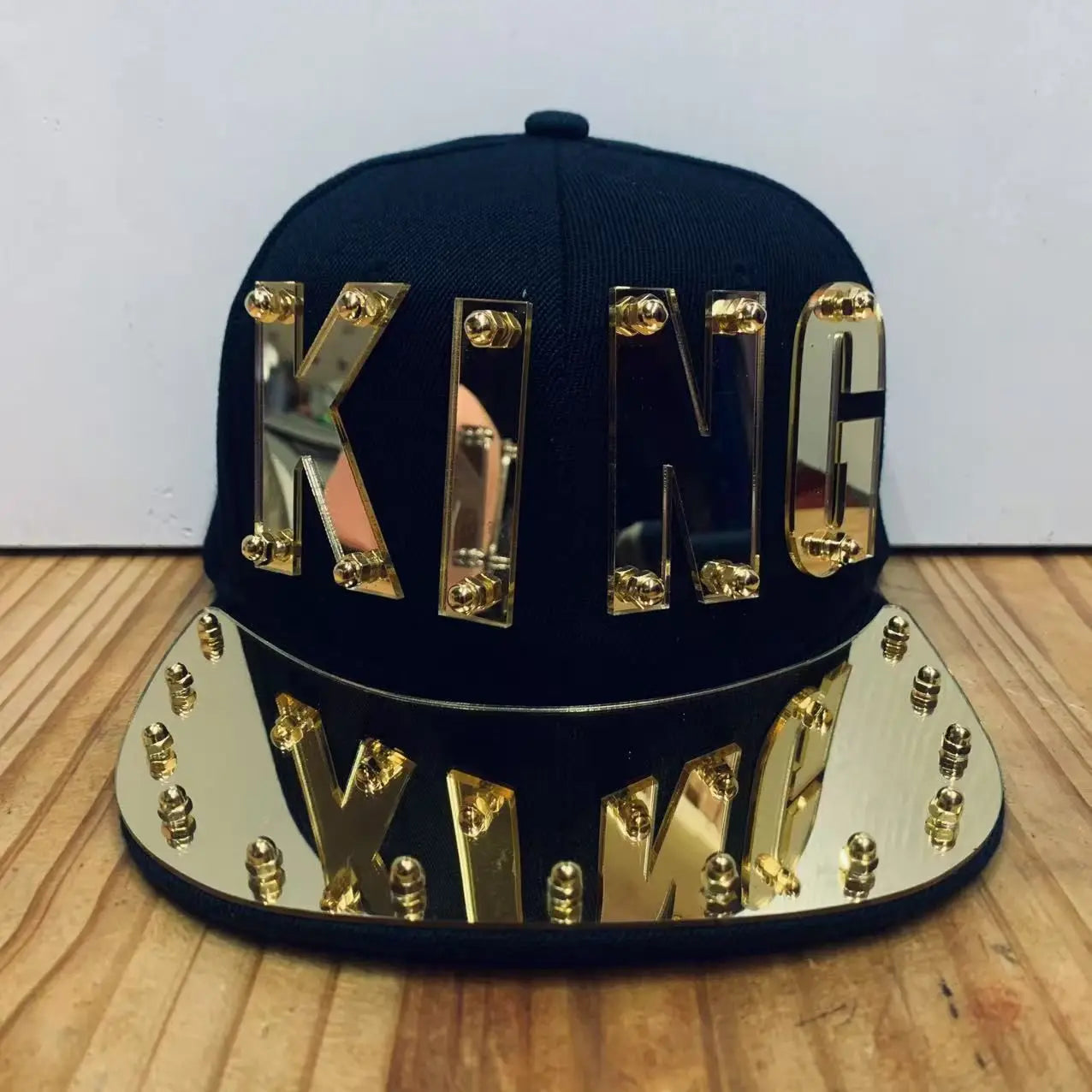 European and American street fashion personalized letter - decorated lenses nightclub performance hip - hop hat.